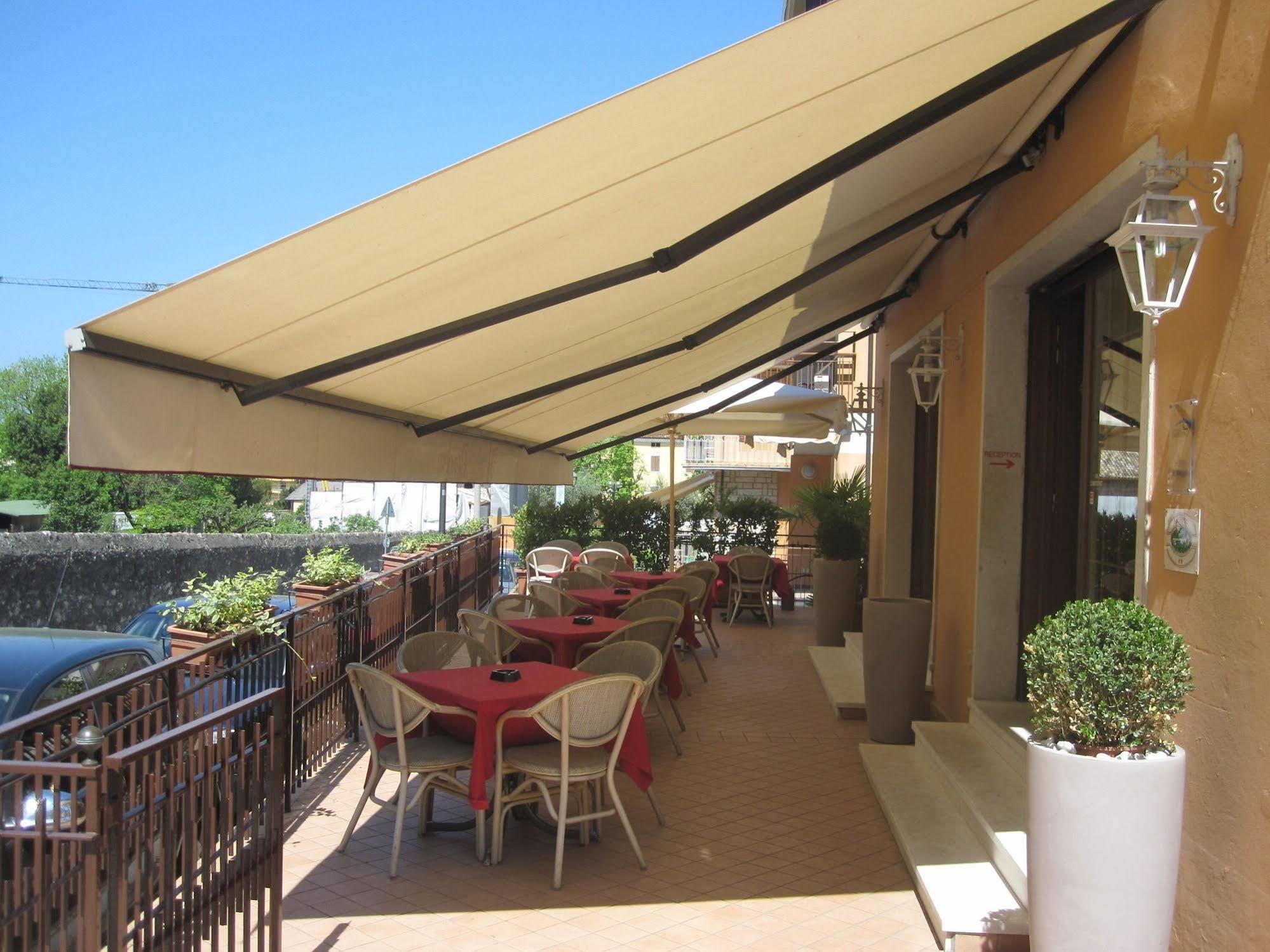 Hotel Benacus Bardolino Exterior photo